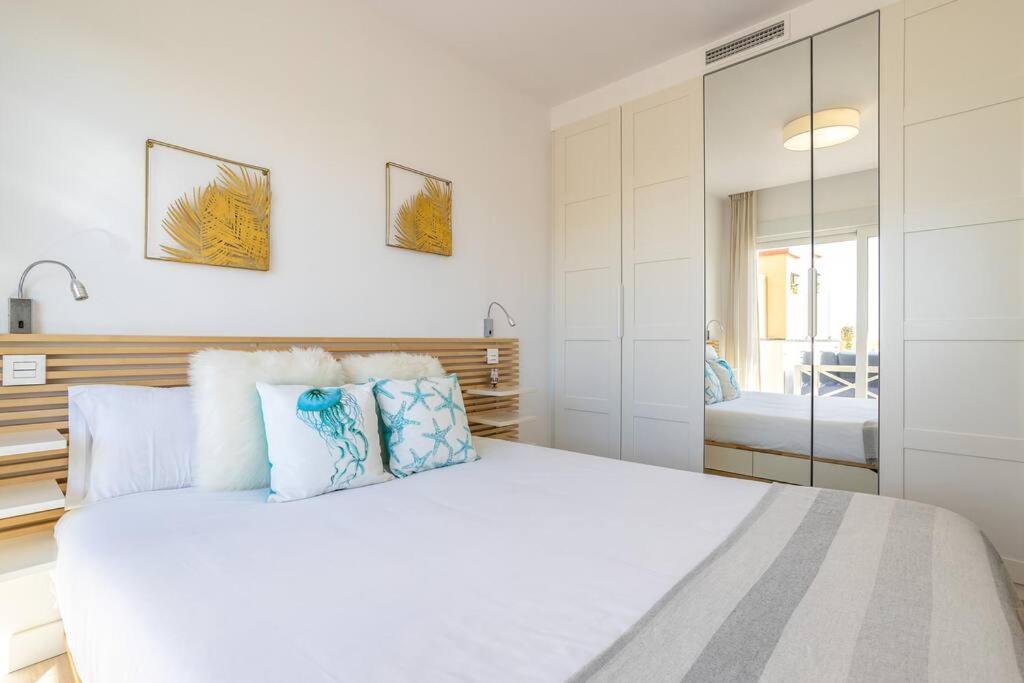 Oleholidays 535 Romana Playa Con Vistas Al Mar 马尔韦利亚 外观 照片